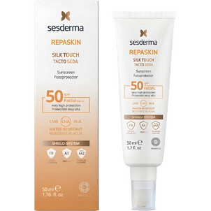 Средство солнцезащитное с нежностью шелка для лица SPF50  Repaskin Silk Touch Facial Sunscreen SPF50